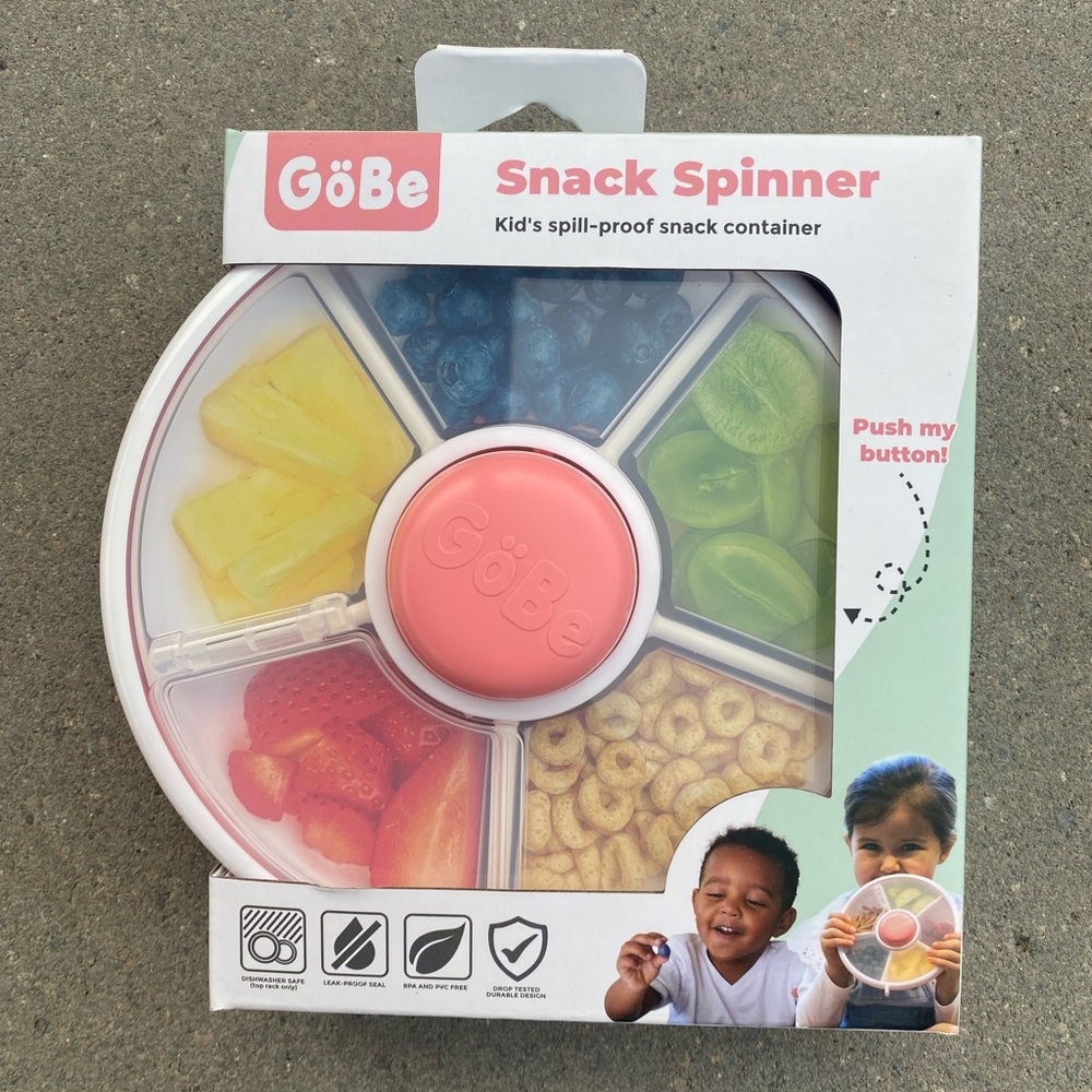 GoBe kid’s spill proof snack container with pink push button